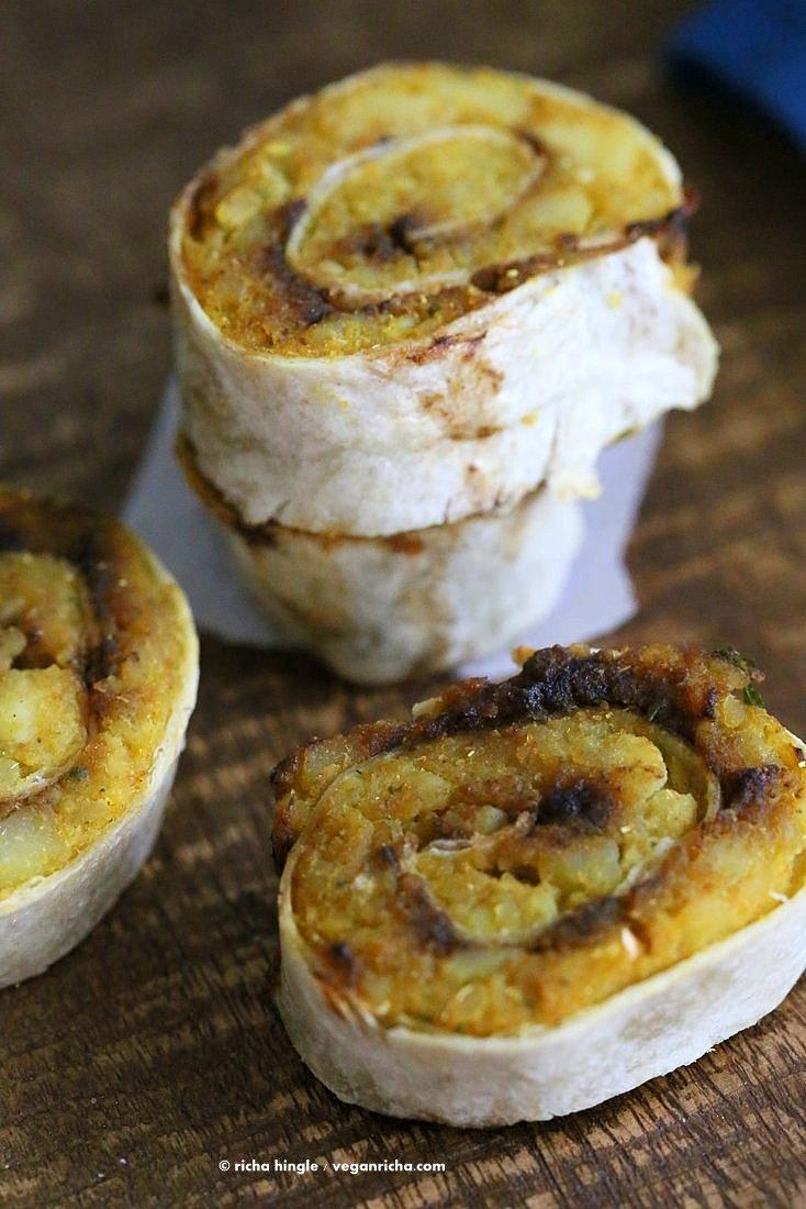 Samosa Pinwheels - Spiced Potato Pinwheels with quick Tamarind Chutney | VeganRicha.com #vegan #appetizer #samosa