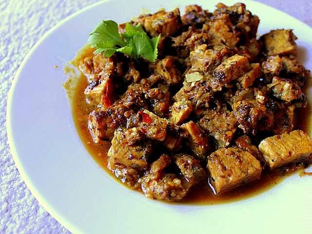 Saoji/Savji Tempeh(Spicy Fake Chicken Curry) Vegan
