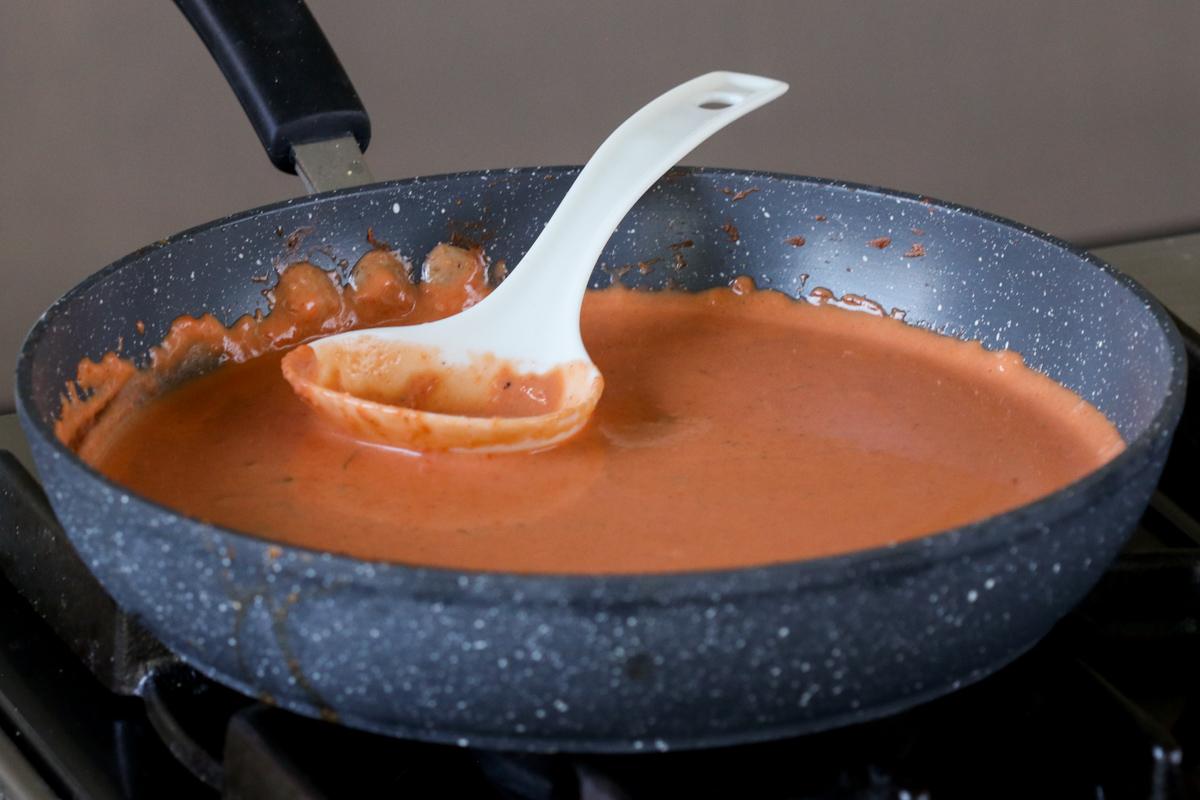vegan butter chicken sauce in a pan