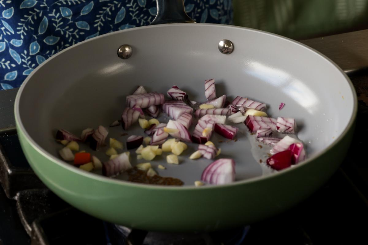 adding aromatics to the pan