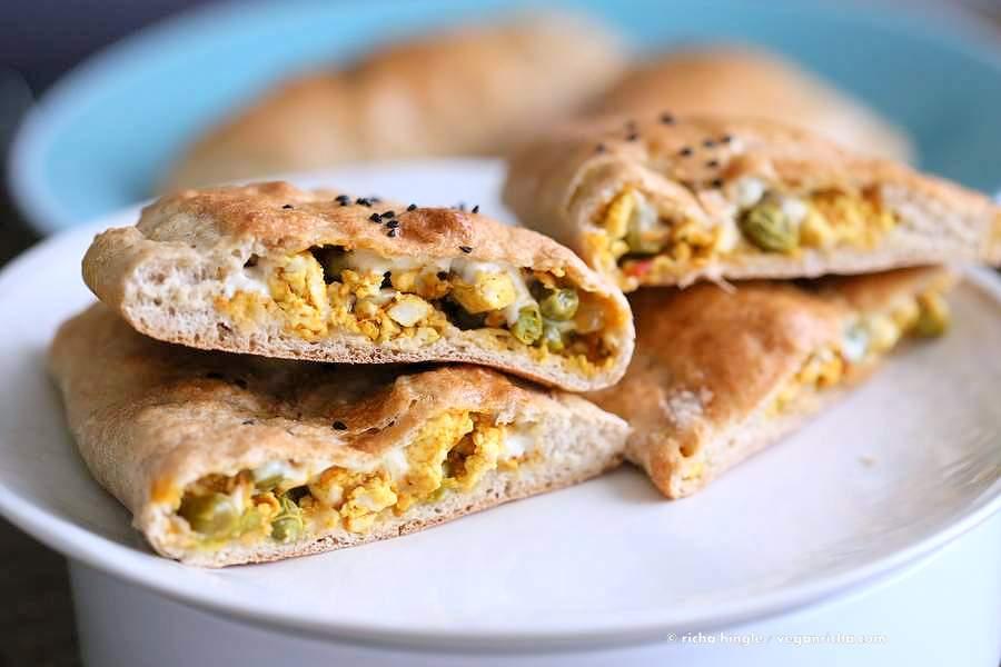Vegan Naan Calzones | Pitzn