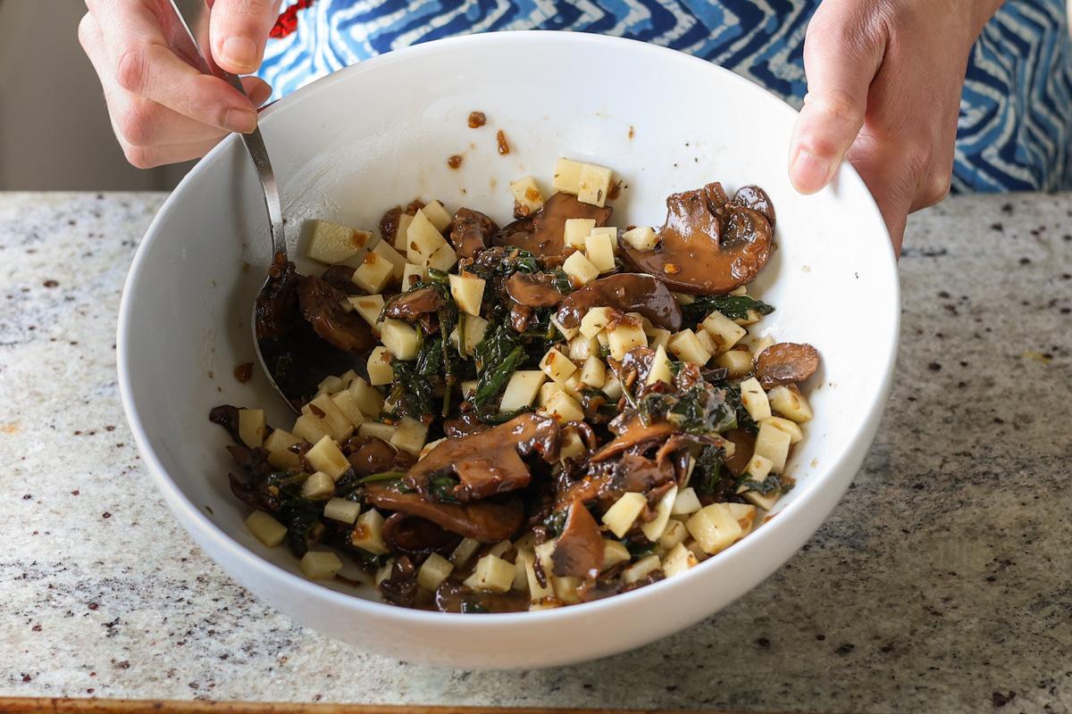 potato mushroom spinach stuffing ready to go
