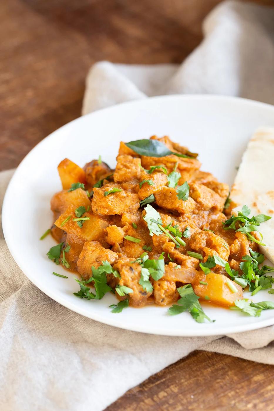 Tempeh Cauliflower Potato Tamarind Curry. South Indian Coconut and tamarind curry with veggies. #Vegan #Glutenfree #Nutfree #Recipe #veganricha #vegantamarindchickencurry Can be Soyfree.
