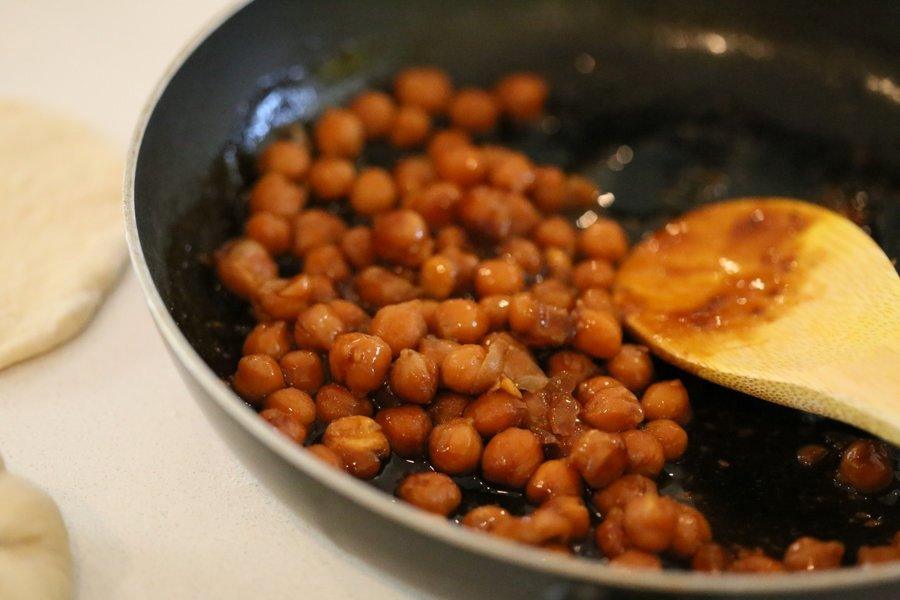 These Teriyaki Chickpeas Bao Buns are easy and perfect party food. Cook the chickpeas with the Teriyaki sauce, fill the bao, steam the buns and done. Vegan Bao Recipe VeganRicha.com
