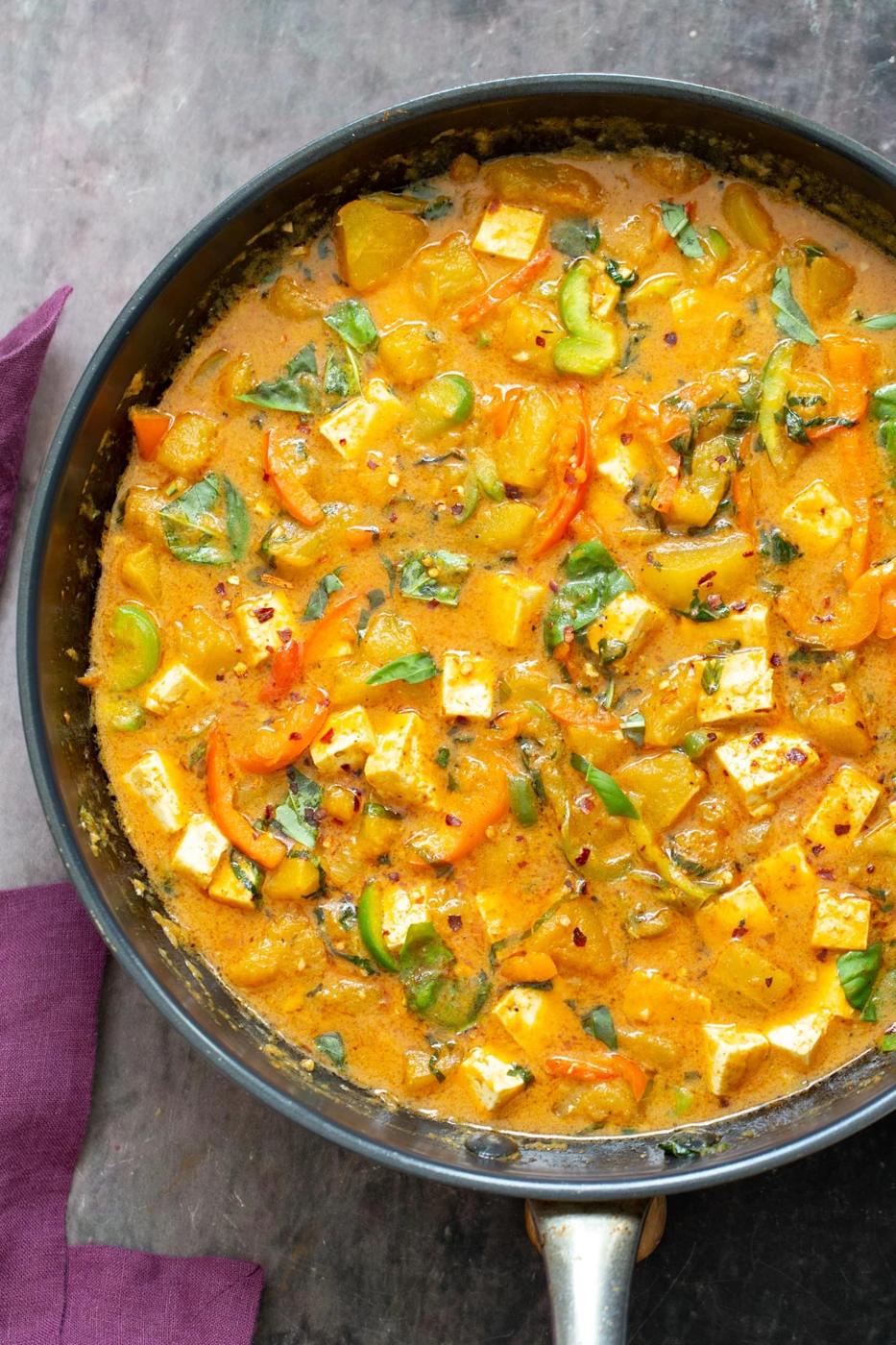vegan pumpkin curry in black skillet