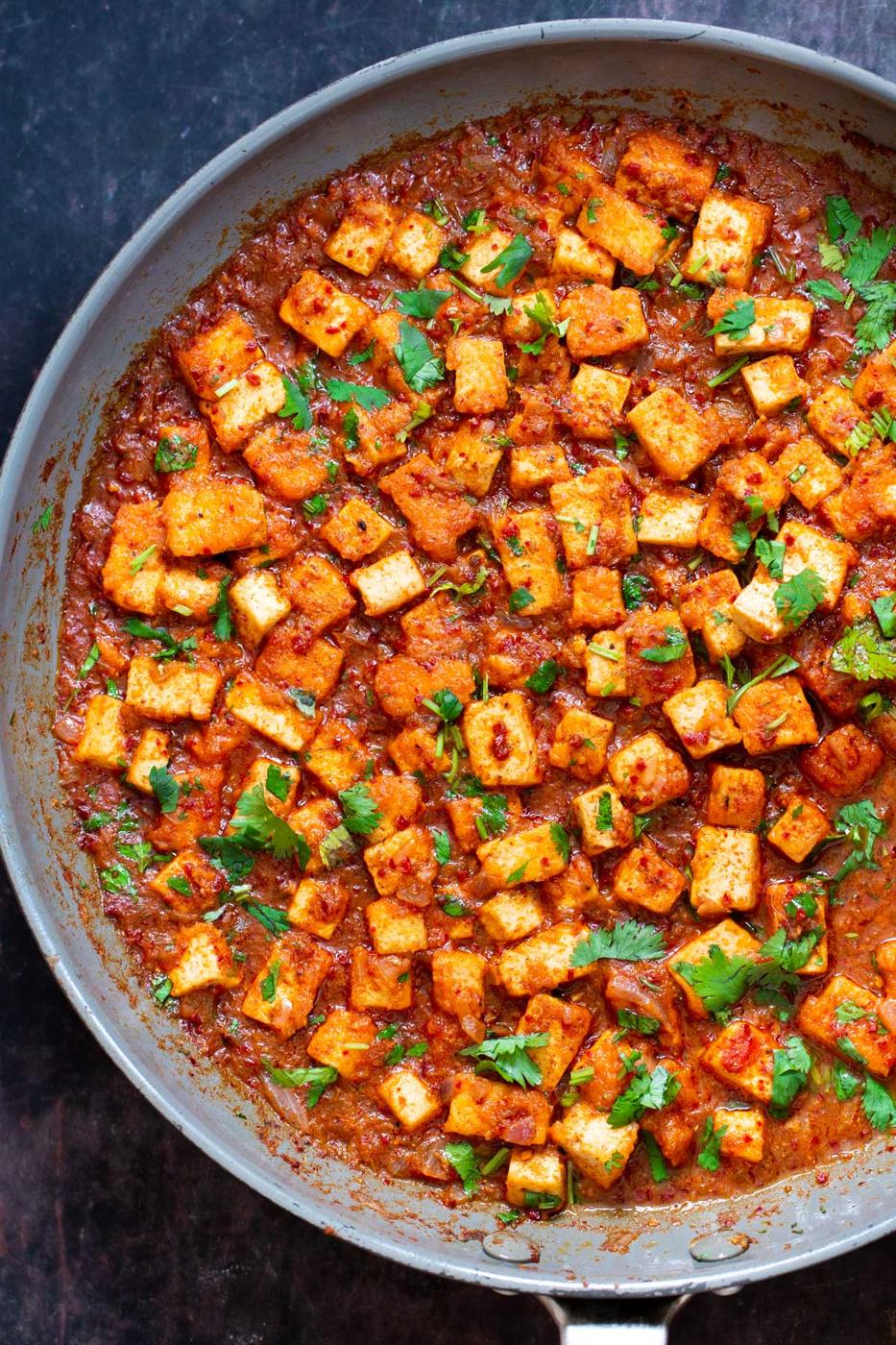 Tofu Vindaloo Recipe (Indian Tangy Chili Sauce)