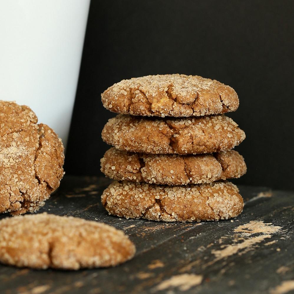vegan triple ginger cookies | Pitzn