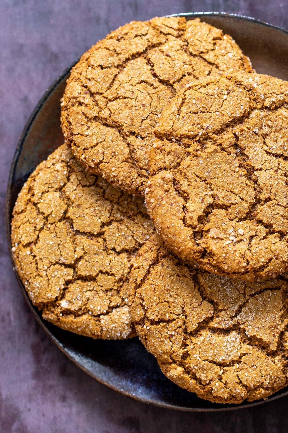 Vegan Almond Flour Ginger Molasses Cookies