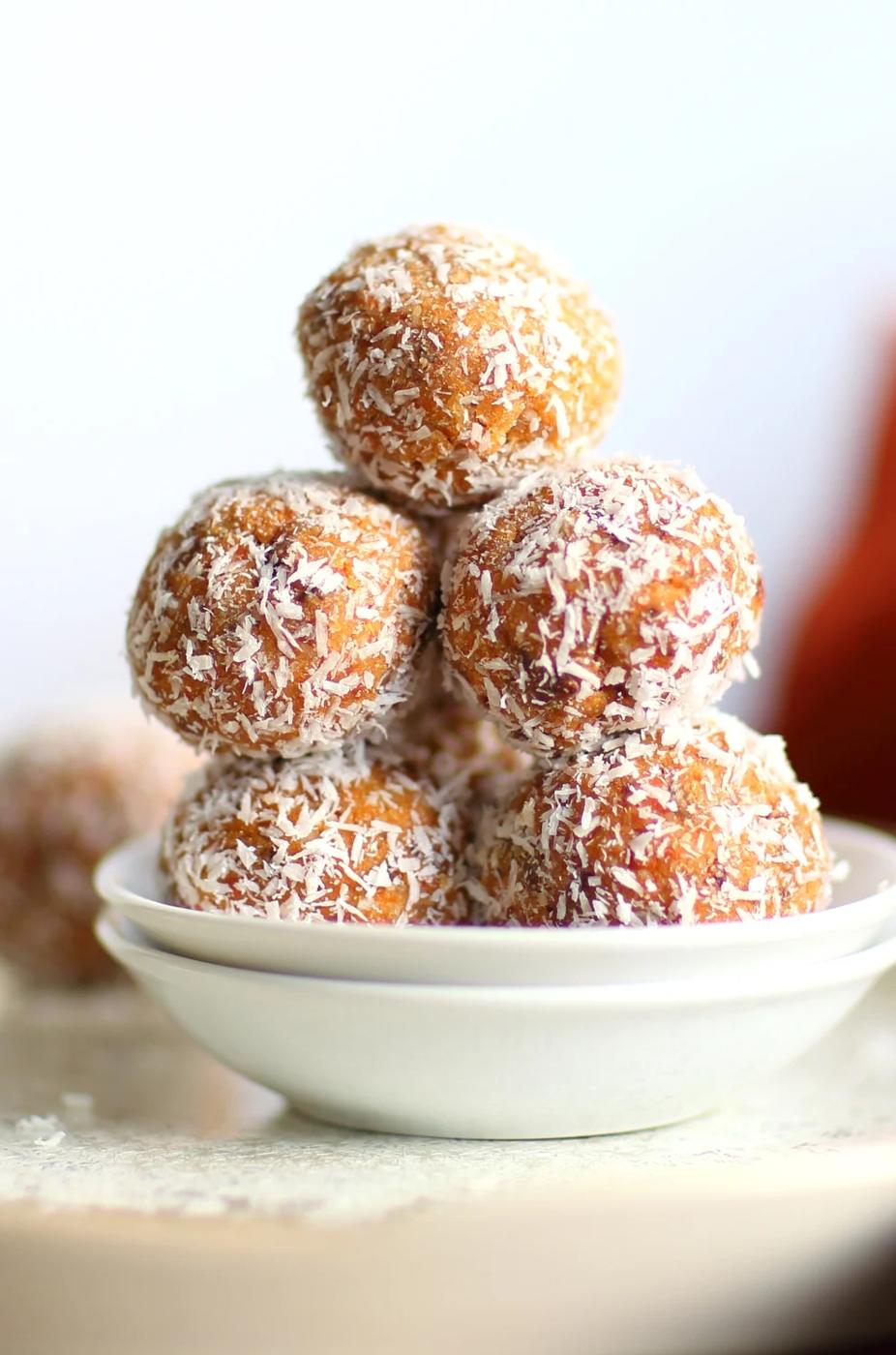 Vegan Carrot Cake Bites Recipe
