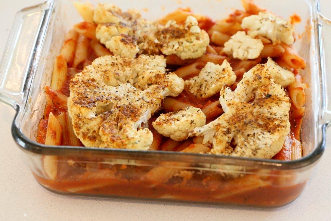 Vegan Cauliflower Parmesan Pasta Bake. Pasta, marinara sauce, Crispy Cauliflower slices coated in breadcrumbs and spices, and vegan mozzarella. Soy-free Recipe. Can be gluten-free | VeganRicha.com