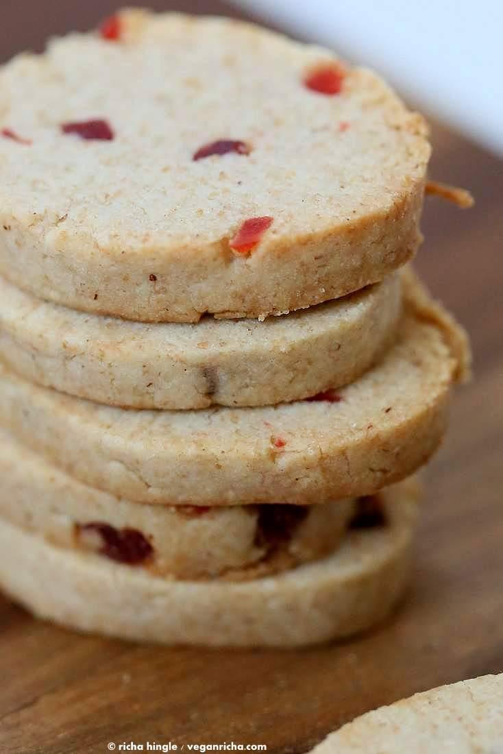 Vegan Coconut Oil Shortbread Cookies with Pumpkin Pie Spice | Pitzn #vegan #cookie #shortbread