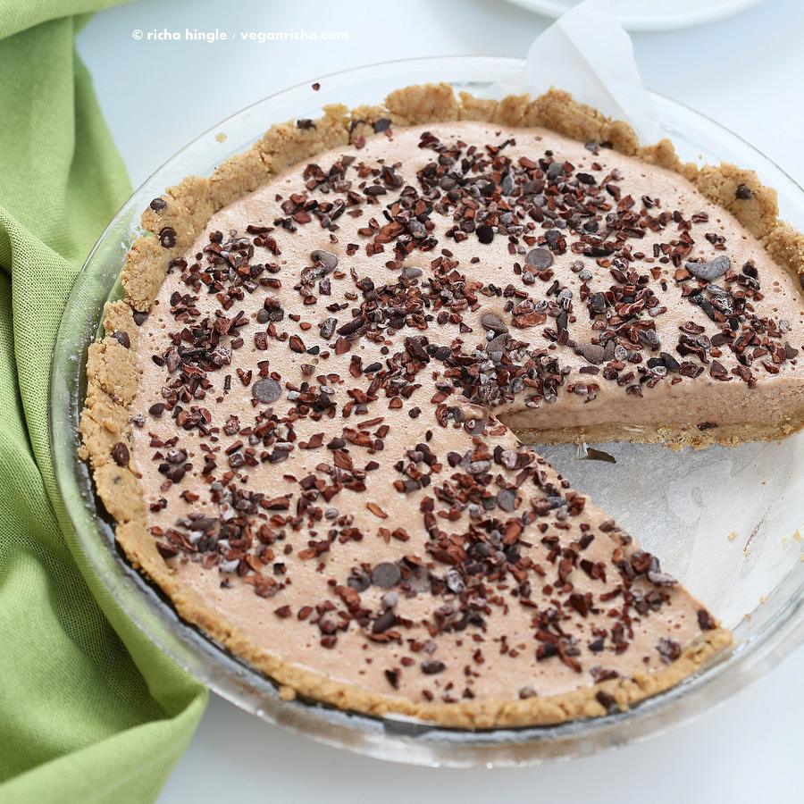 Vegan Cookie Dough Pie | Pitzn