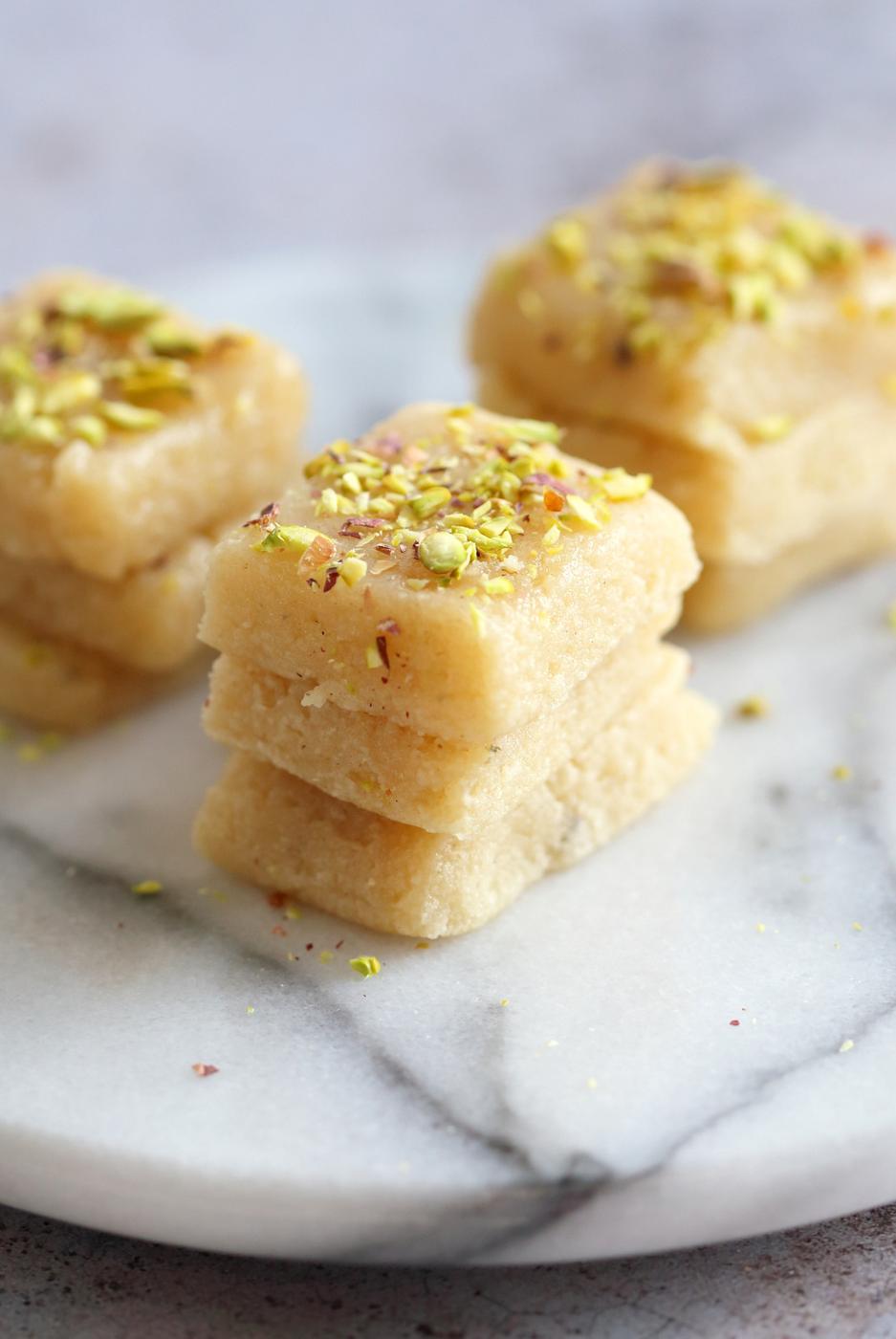 Vegan Malai Burfi (Milk Cake)- Indian Fudge Bars. Dairy free Burfi For Indian Festivals. Creamy Cardamom Fudge. #VeganRicha #Vegan #Glutenfree #Soyfree #Recipe.
