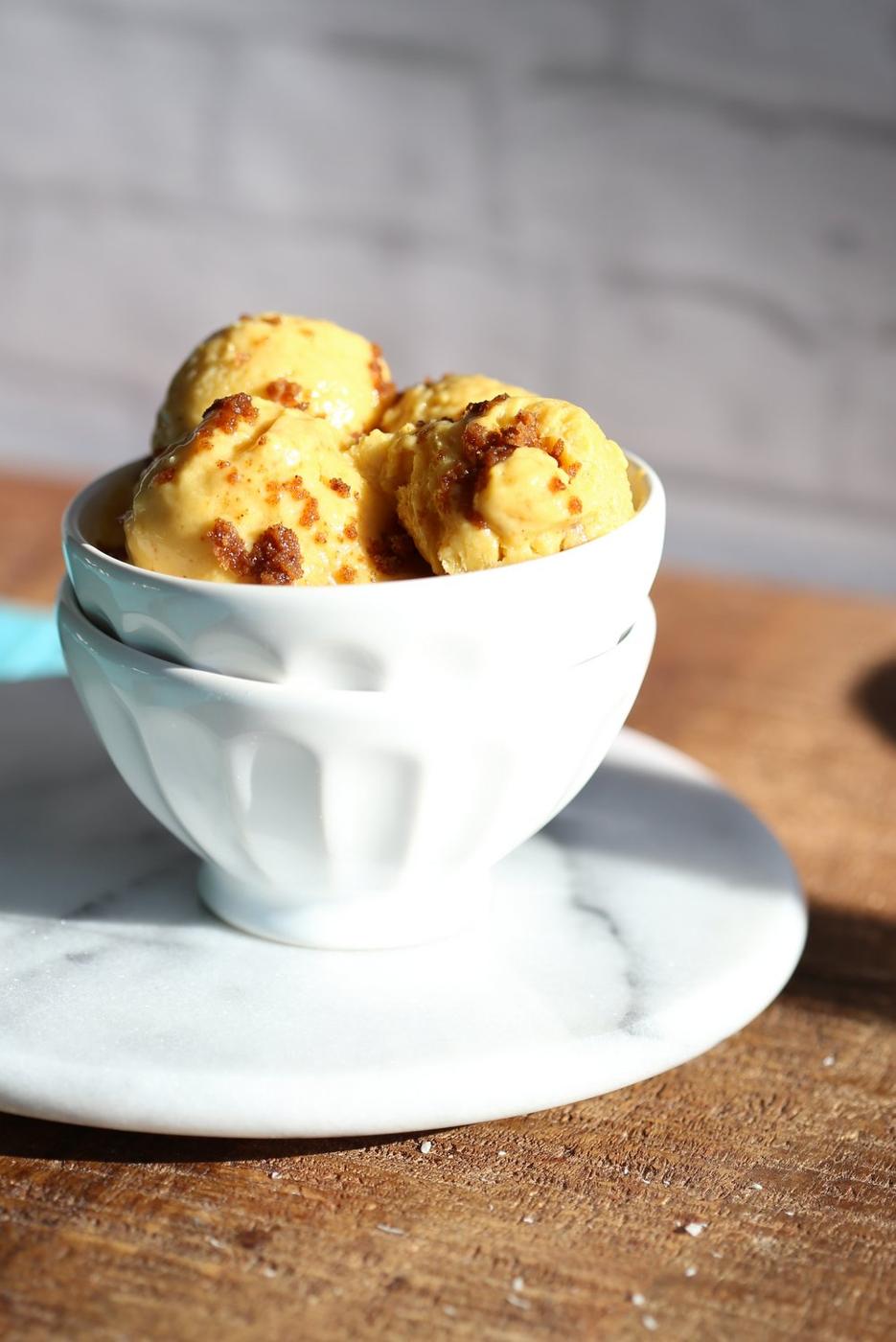 Vegan Mango Ice Cream with Cream Cheese