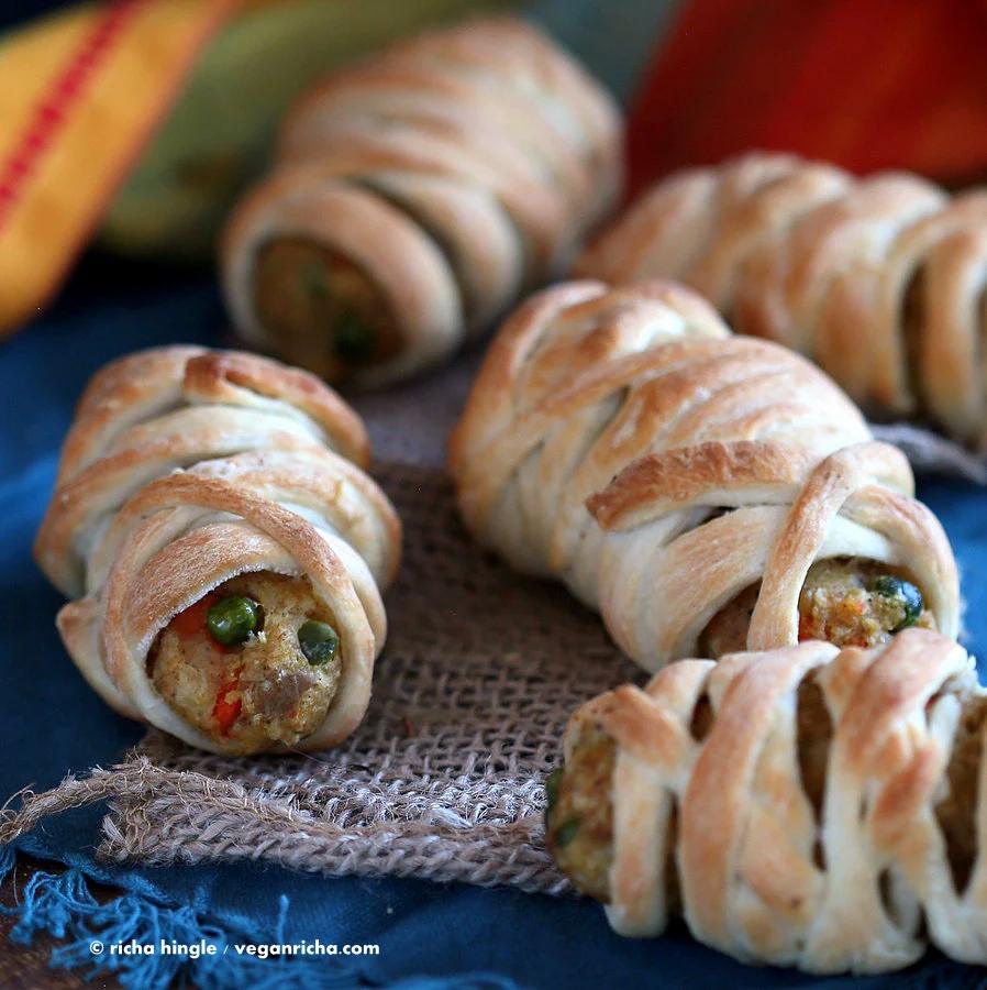 Vegan Mummy Dogs | Pitzn