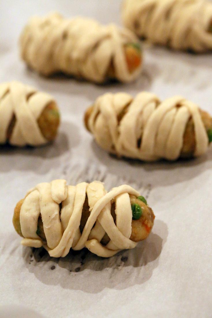 Vegan Mummy Veggie Dogs | Pitzn