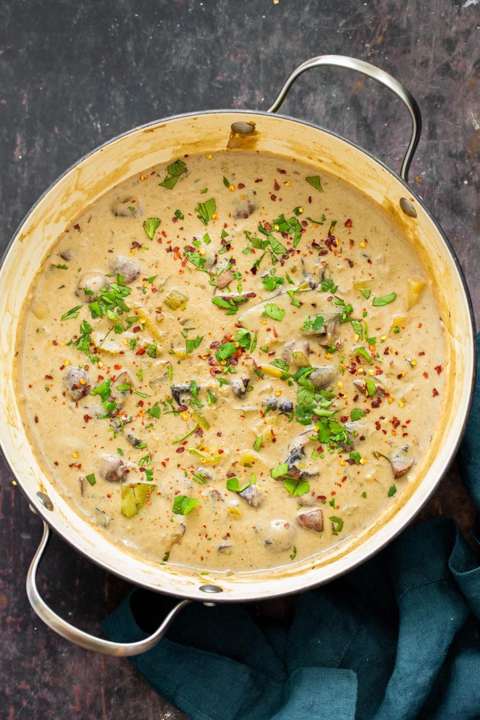 Vegan Mushroom Chowder