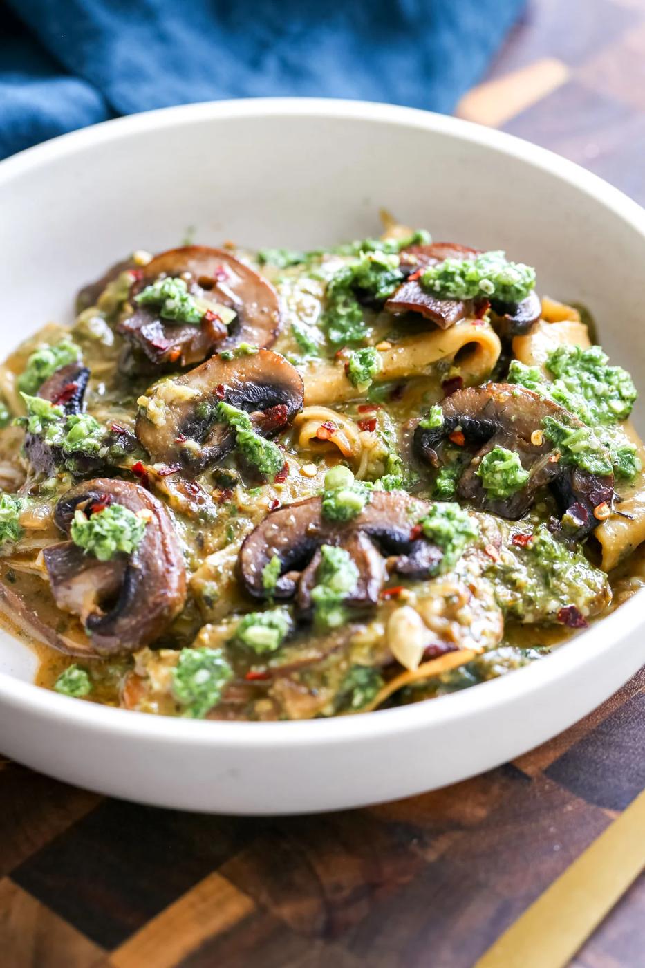 Vegan Pesto Skillet Lasagna