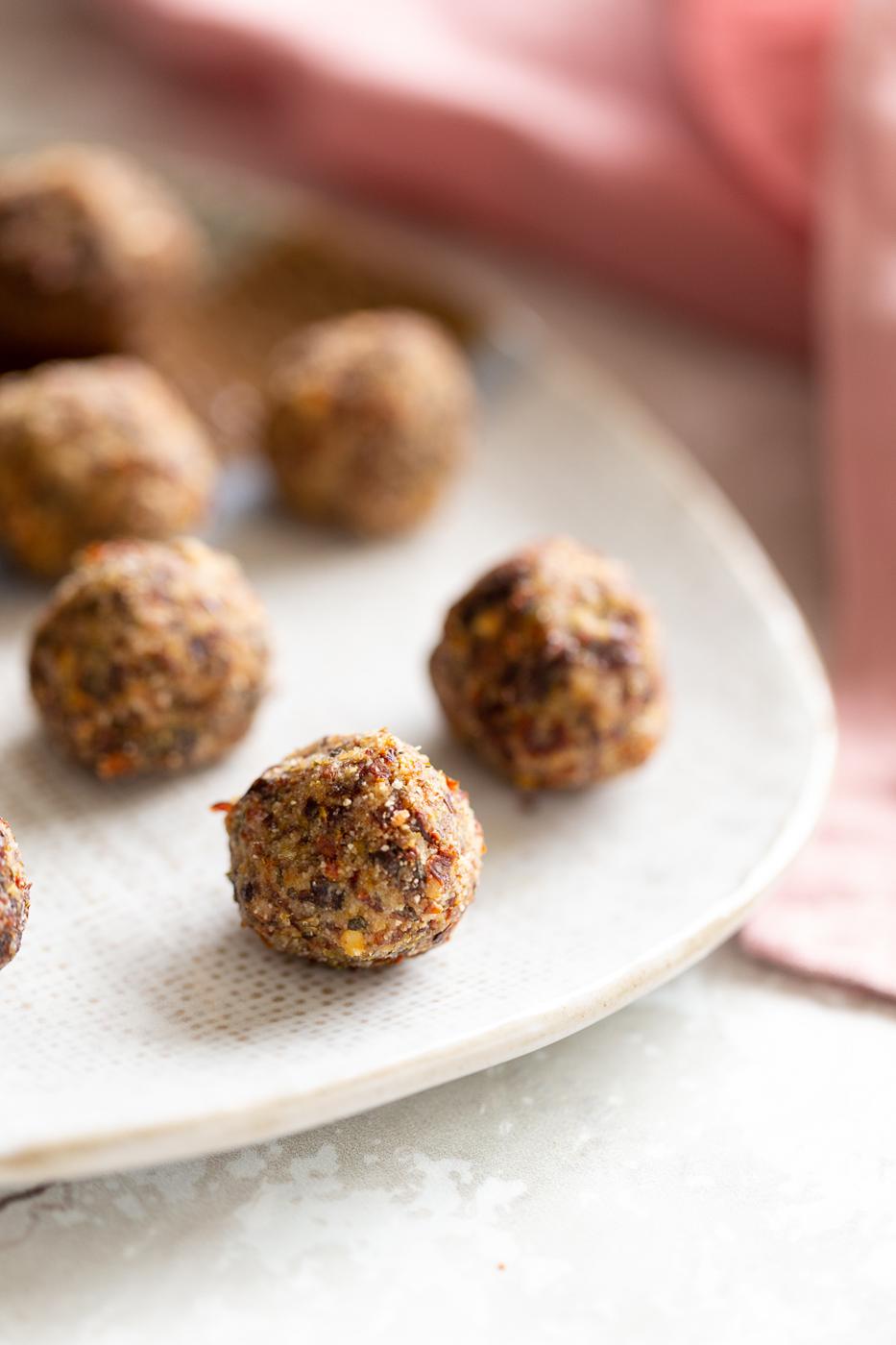 Vegan Pizza Snack Bites