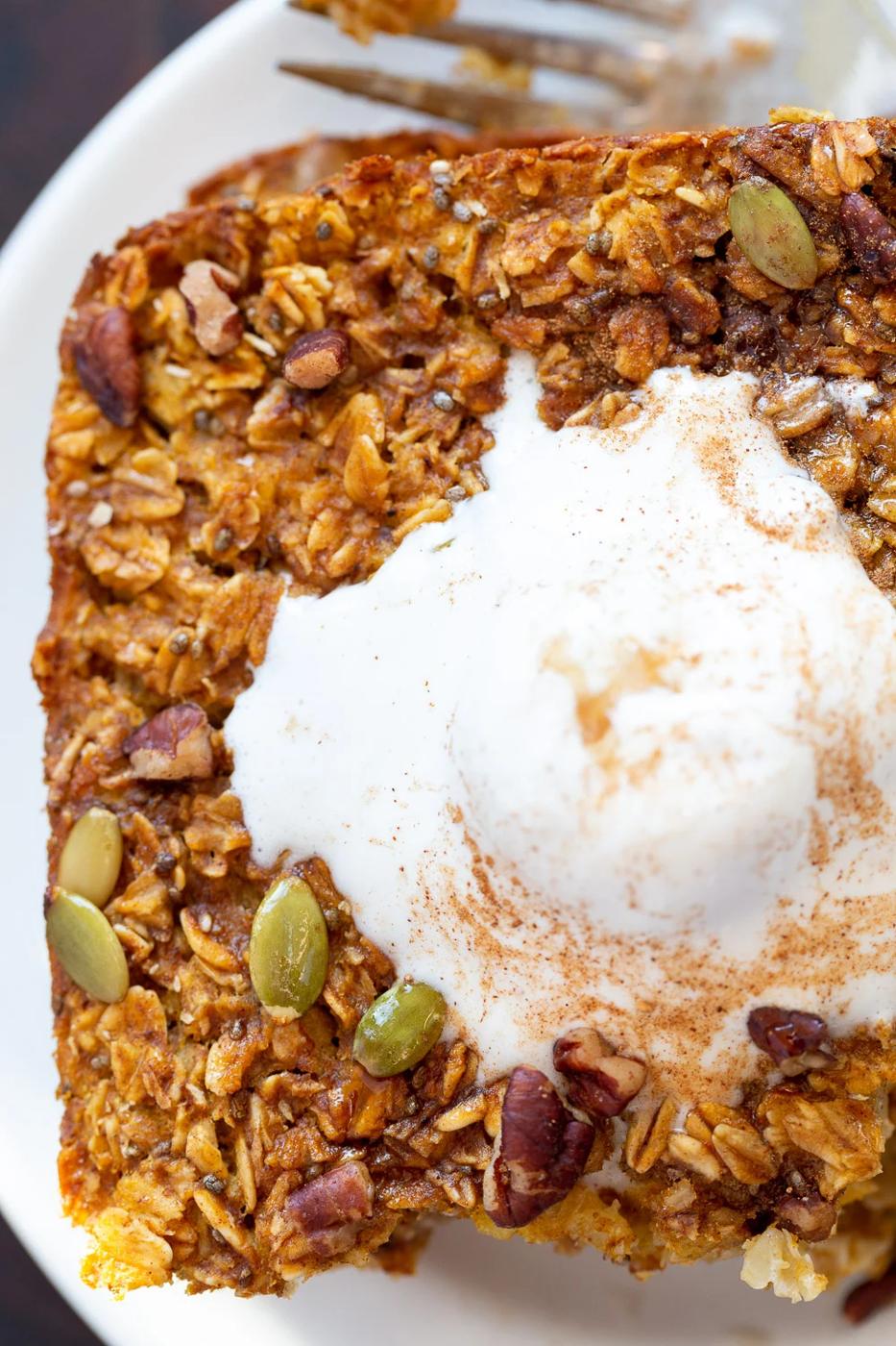 Vegan Pumpkin Baked Oatmeal (No Oil)