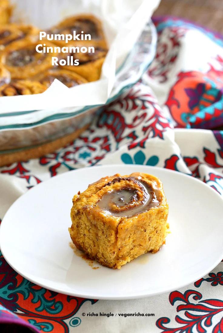 Vegan Pumpkin Cinnamon Rolls Recipe | Pitzn