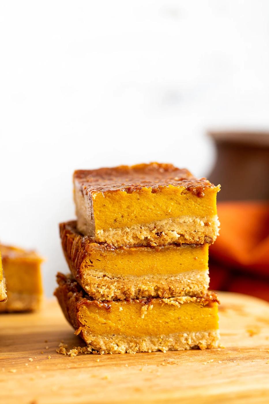 Vegan Pumpkin Pie Bars