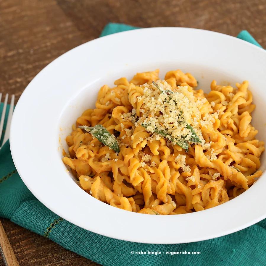Vegan Pumpkin Sage Pasta |Pitzn