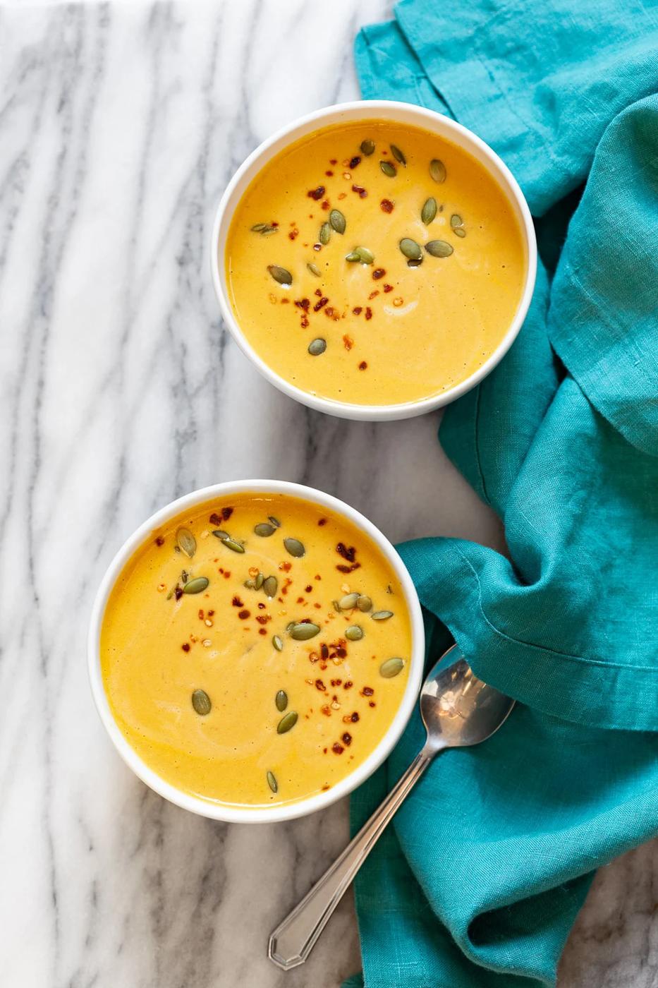 Vegan Pumpkin Soup (Instant Pot)