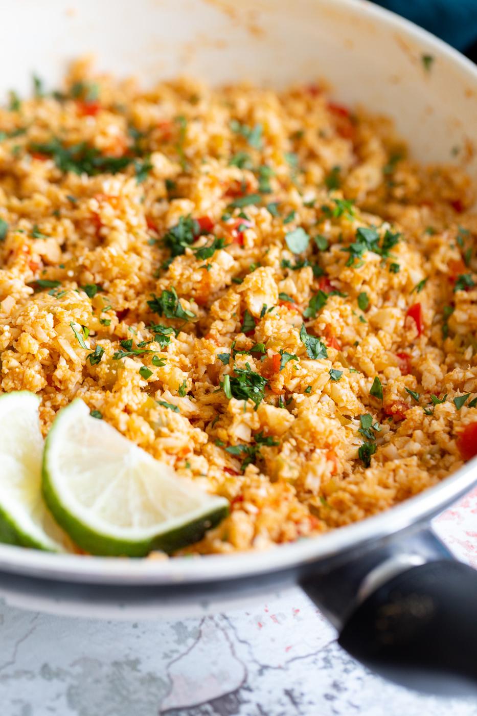 Vegan Spanish Cauliflower Rice – Easy One Pot Recipe ( Low Carb)