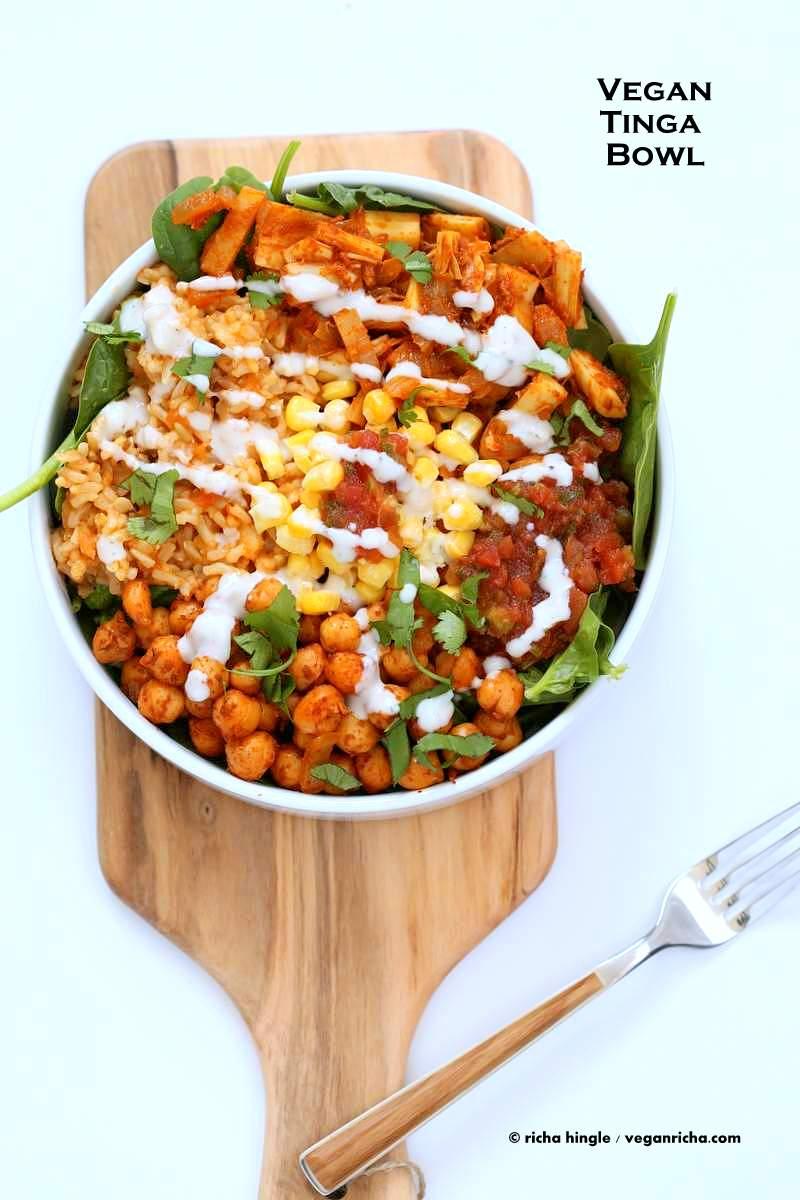Vegan Tinga bowl with Hearts of Palm, Chickpeas, Spanish Rice | Pitzn