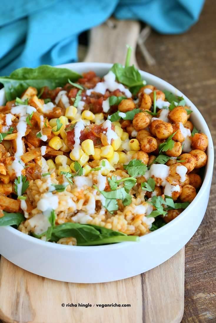 Vegan Tinga bowl with Hearts of Palm, Chickpeas, Spanish Rice | Pitzn