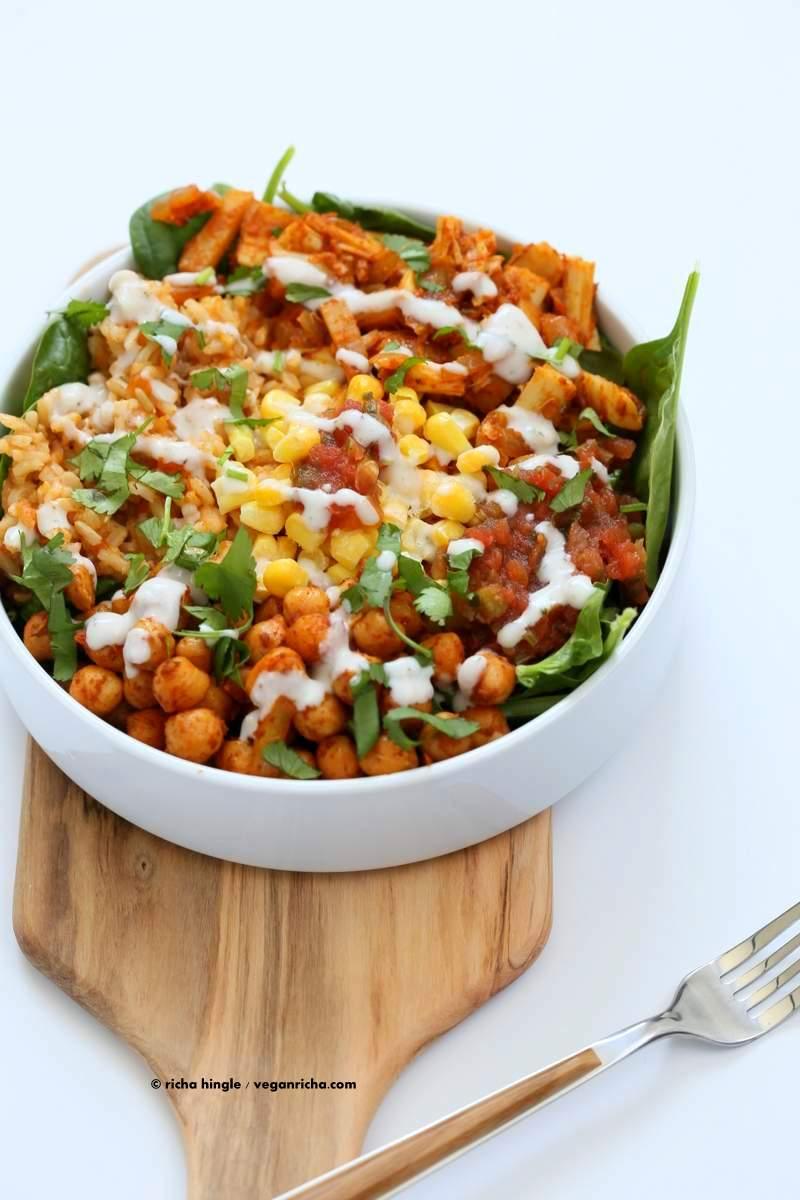 Vegan Tinga bowl with Hearts of Palm, Chickpeas, Spanish Rice | Pitzn