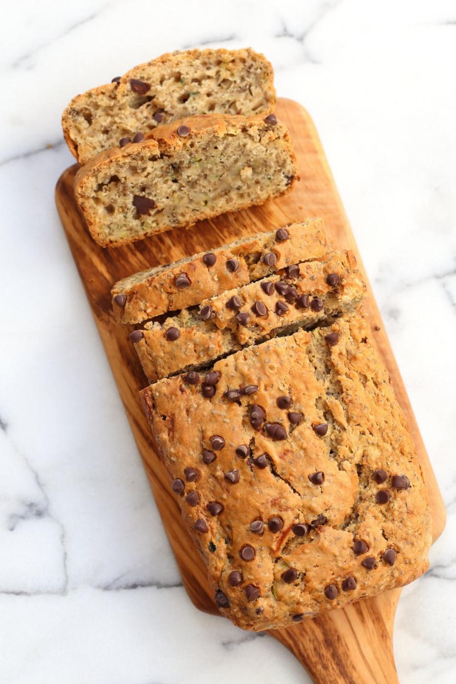 Easy Vegan Zucchini Bread. Hearty Zucchini Bread with Chia seeds and chocolate chips. Add some walnuts or other nuts for variation. #Vegan #Nutfree #Recipe #veganricha