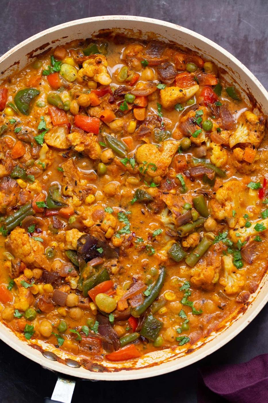 Restaurant-Style Vegetable Bhuna (North Indian Veggie Curry)