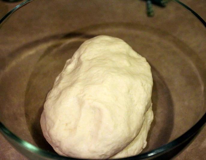 This Vegan White Sandwich Bread Recipe is super easy, with 5 ingredients and comes out perfect every time.