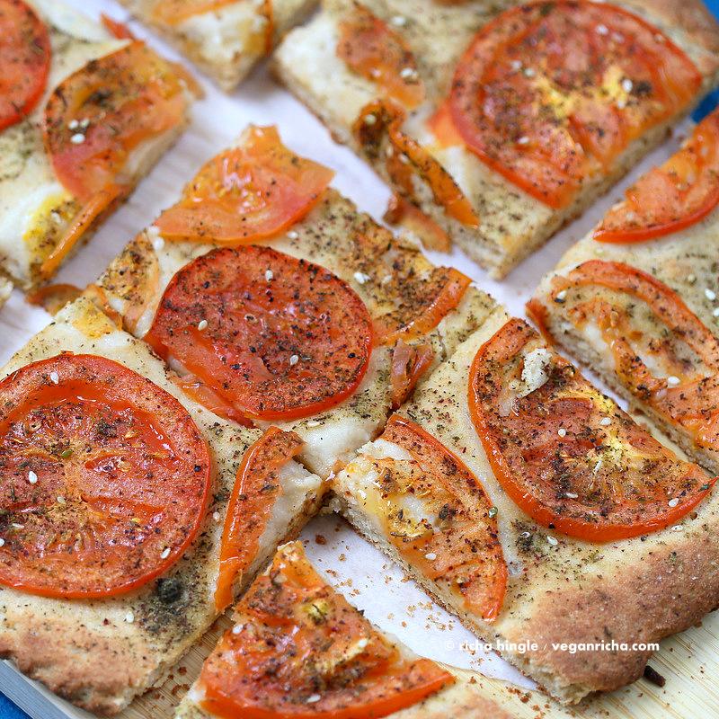 Tomato Zatar Flatbread | Pitzn
