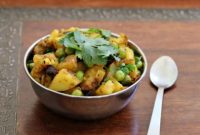 Crisp Cilantro Potato and Pea Stir-Fry