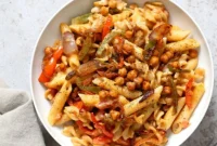 Zesty Vegan Fajita Pasta with Chickpeas and Bell Peppers