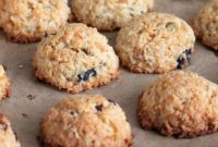 Tropical Zest Macaroons: Cranberry Pistachio Dream (Gluten-Free, Vegan)