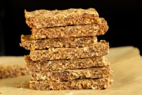 Chewy Vegan Caramel Banana Granola Bars