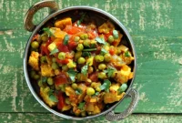 Vegan Mutter Tempeh Curry