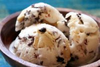 Blueberry Cracker Mango Ice Cream Sandwich and Cookie Dough Delights Review