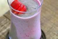 Gluten-Free Vegan Strawberry Hemp Protein Yogurt Smoothie