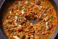 One Pot White Bean Do Pyaza Curry