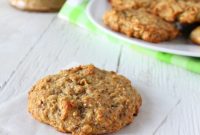 Muffin-Top Vegan Banana Raisin Oat Quinoa Cookies