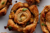 Tuscan Veggie Pot Pie Bites