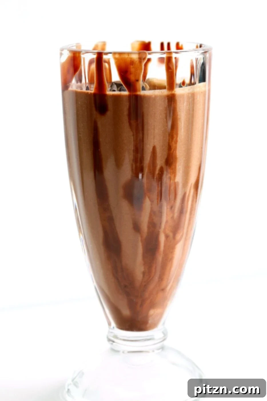 Brownie Batter Orange Chia Shake. Zesty Chocolate Chia Smoothie to start the day or to snack on this summer. Blend chocolate chips, non dairy milk, chia with or without zest, chill and serve. Vegan Glutenfree Soyfree Recipe. | VeganRicha.com
