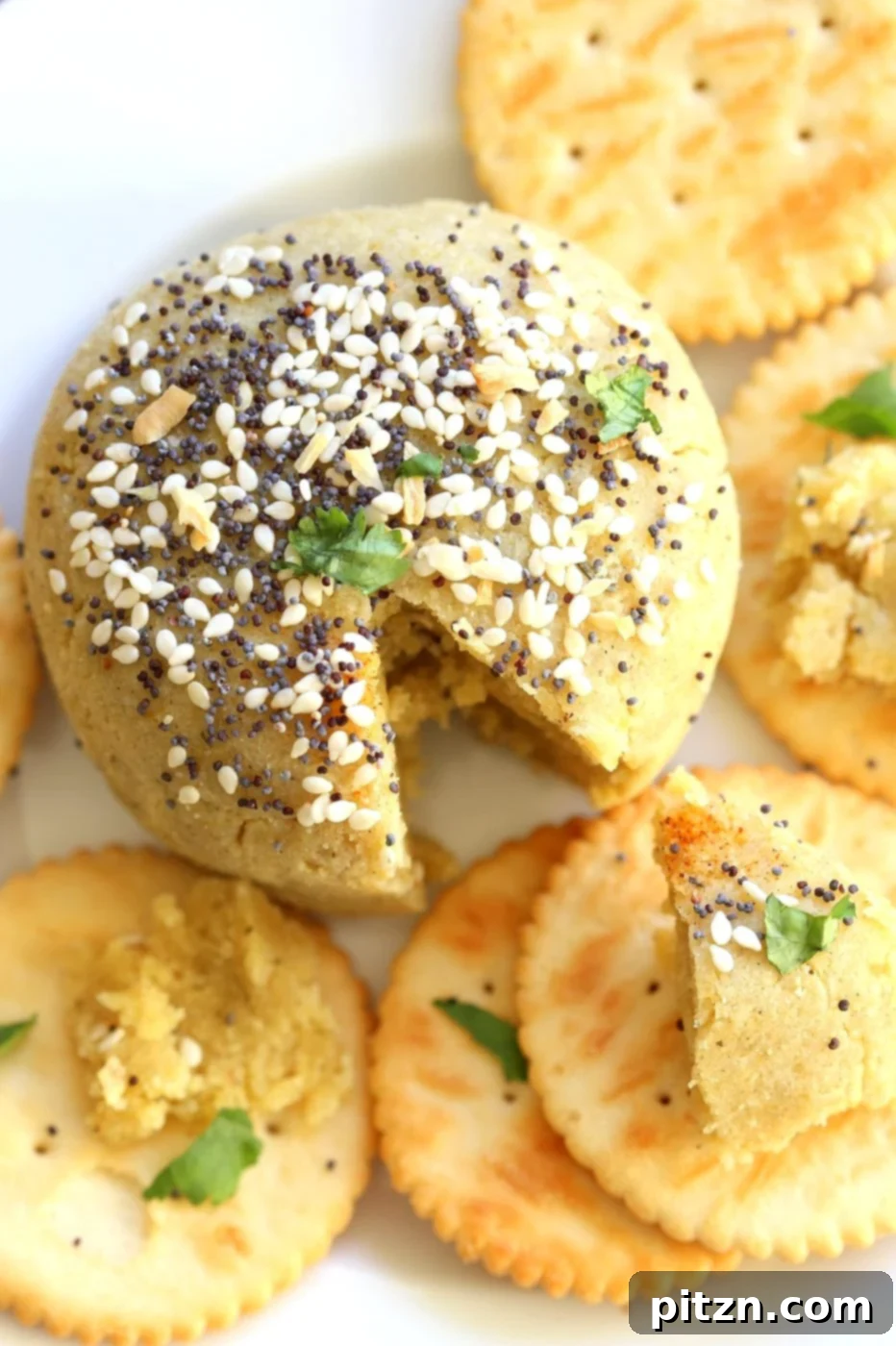Closer look at the Everything Bagel Seasoning Vegan Cheese Ball, emphasizing its no-soak, no-blend, no-strain preparation, perfect for a quick 10-minute vegan, gluten-free, and soy-free snack.