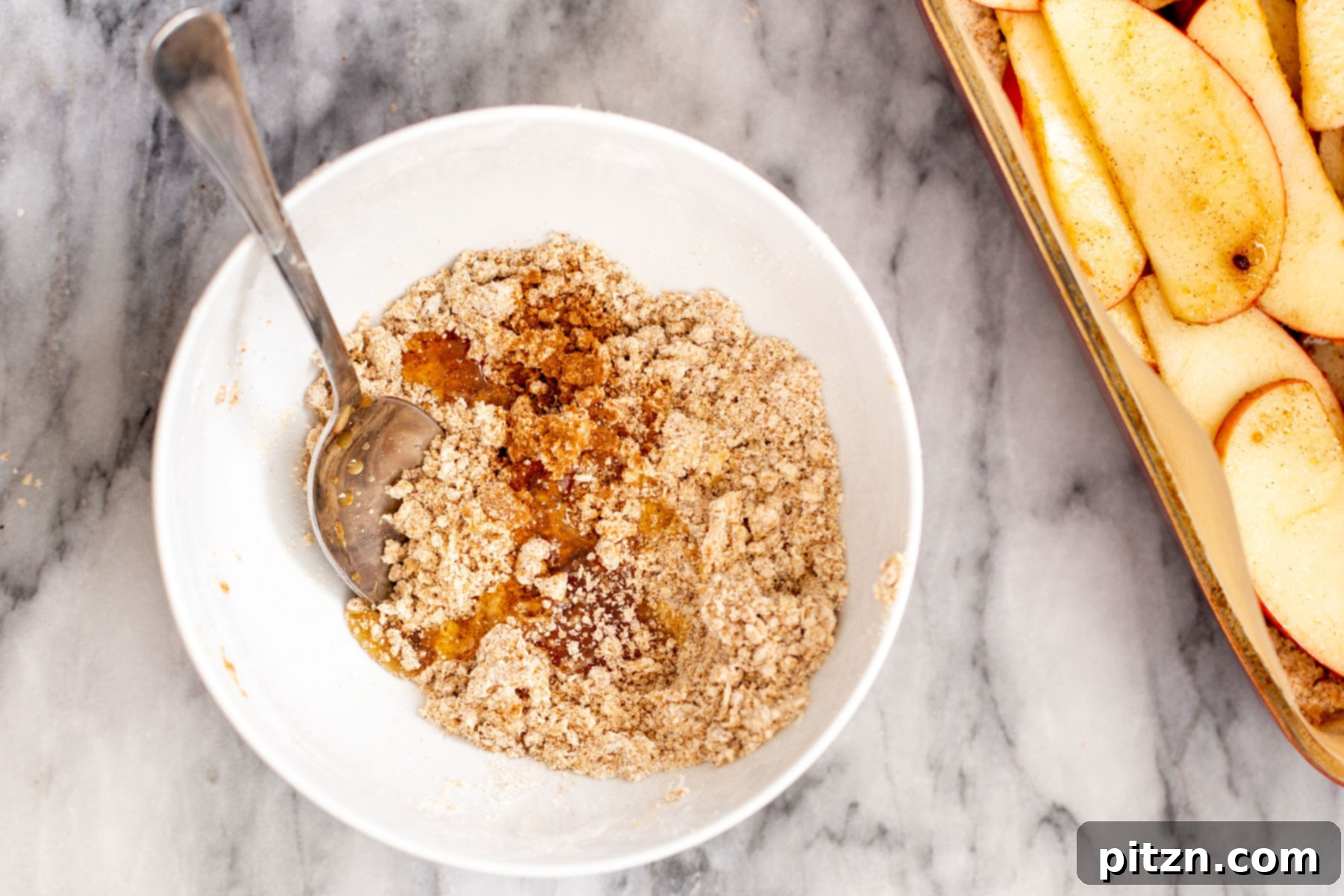 crumble topping for apple pie bars 