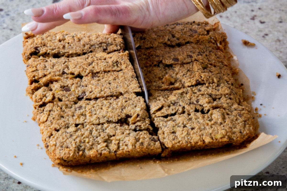 Perfectly Crisp Granola Bars 17 baked granola bars, during slicing